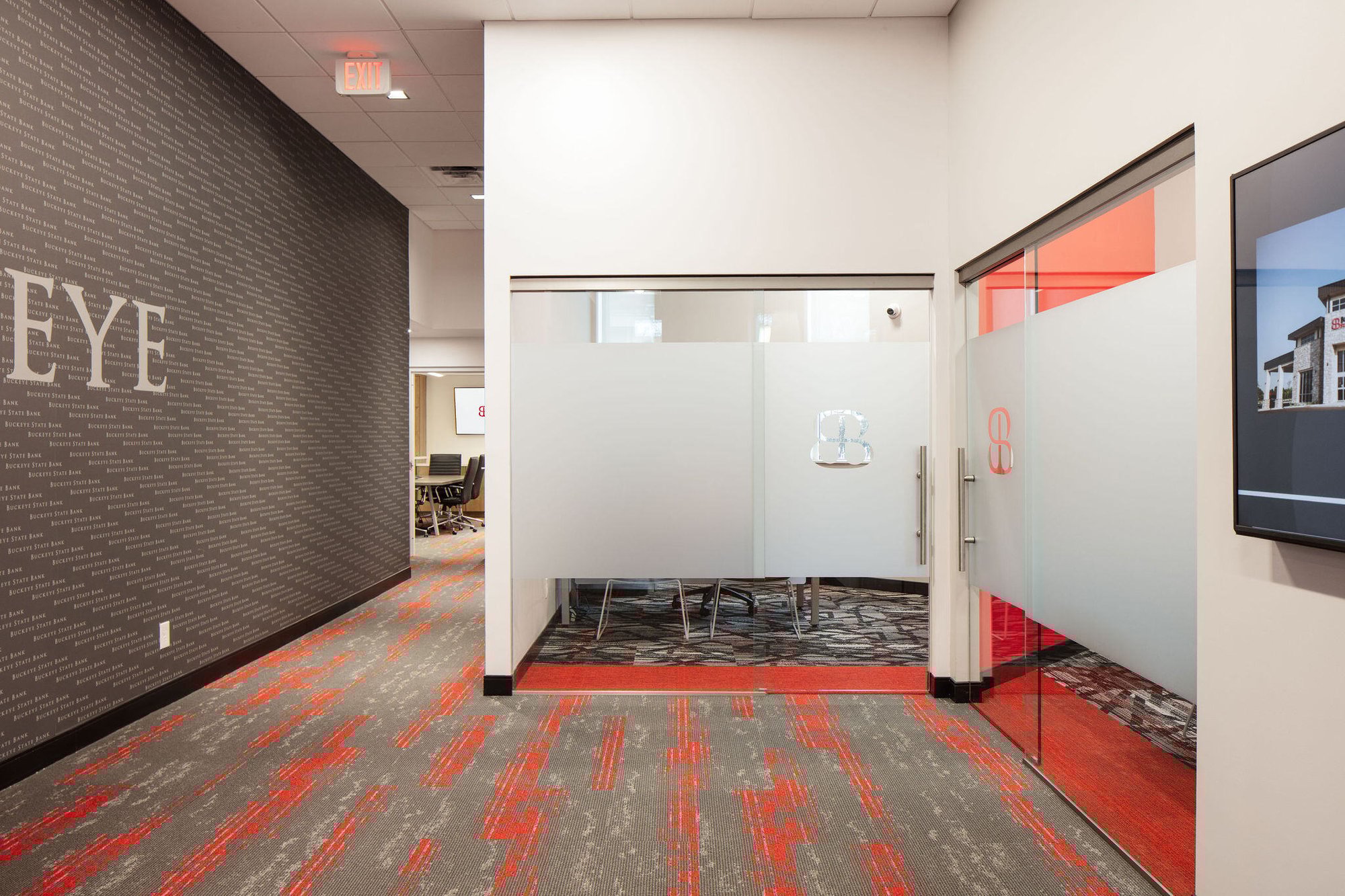 BuckeyeBank-1885NorthwestBlvd-08 (1)